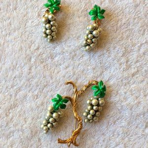 Original Vintage Grapes Earrings and Pin